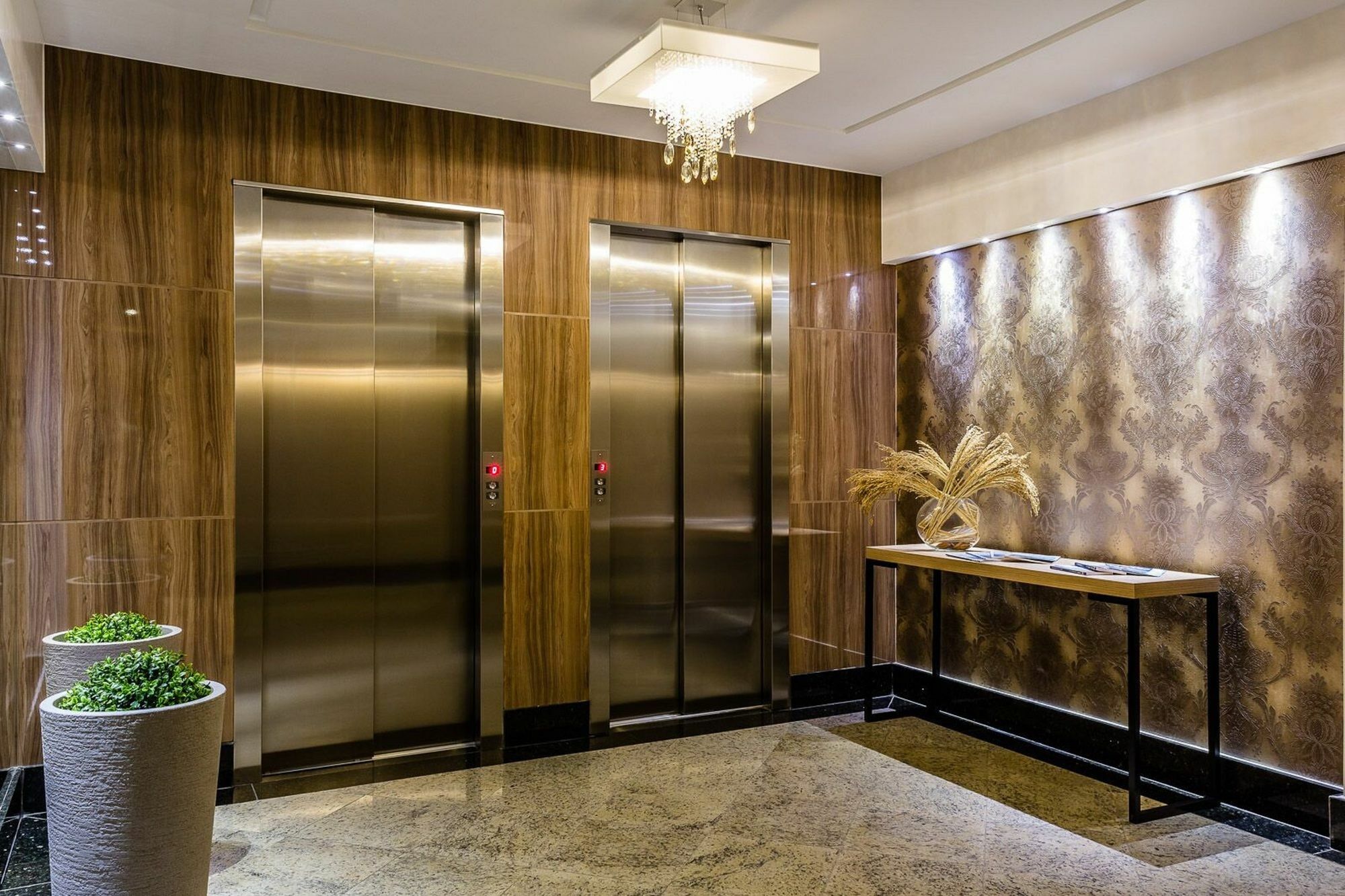 Vox Hotel サン・ジョアン・デ・メリチ エクステリア 写真
